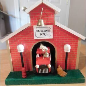 Firehouse Engine No. 9 Music Box "Smoke Gets In Your Eyes" Preowned